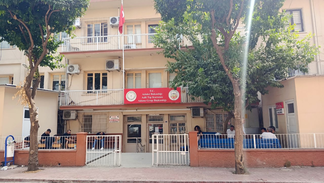 Kepengi açtılar, dehşetle karşılaştılar! İş yeri sahibi ve genç kadın ölü bulundu