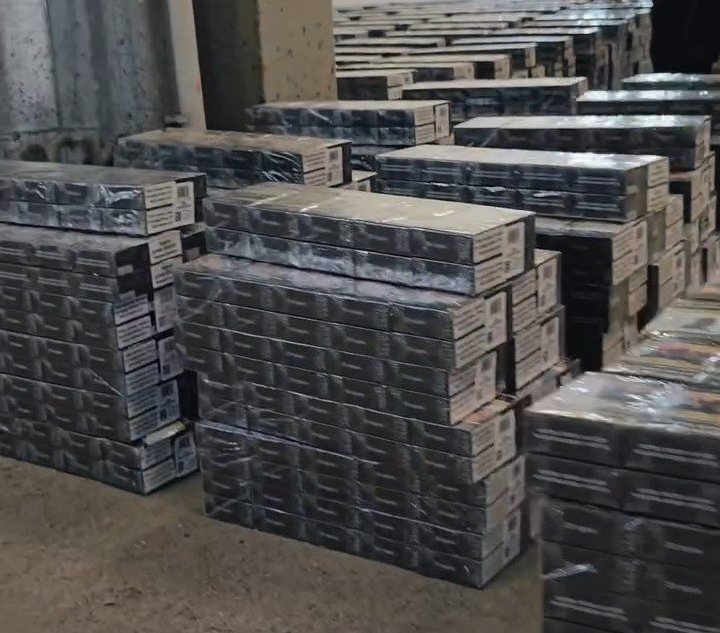 Kilolarca altın ve yüzbinlerce sigara! Sınır kapısında 500 bin Euro değerinde operasyon