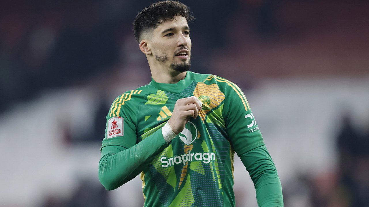 Manchester United ayrılığı duyurdu: Altay Bayındır'ın yeni takımı belli oldu