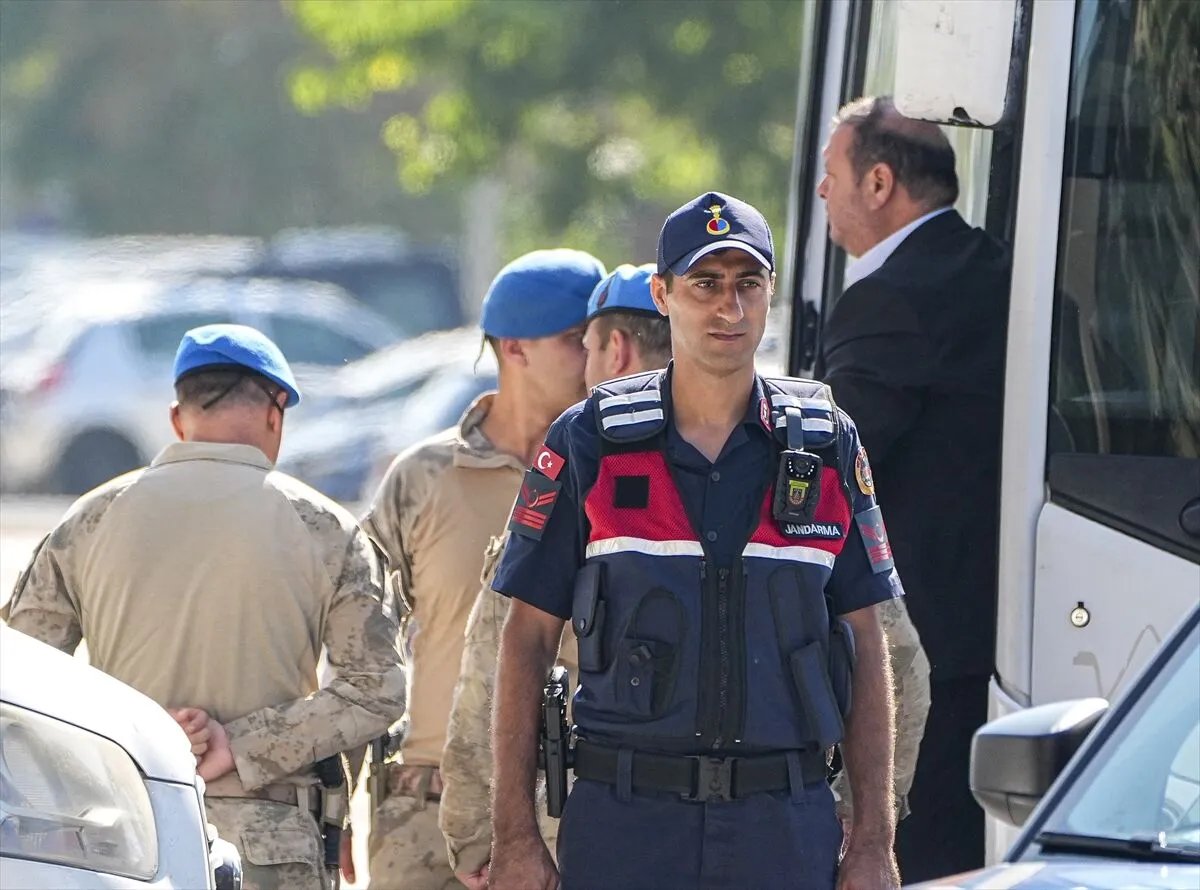 Menderes Belediye Başkanı İlkay Çiçek tutuklandı!