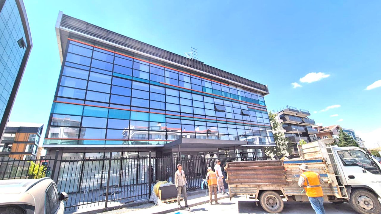 Yeni Parti 30 Ağustos'a hazırlanıyor! Genel merkezde hummalı bir çalışma var