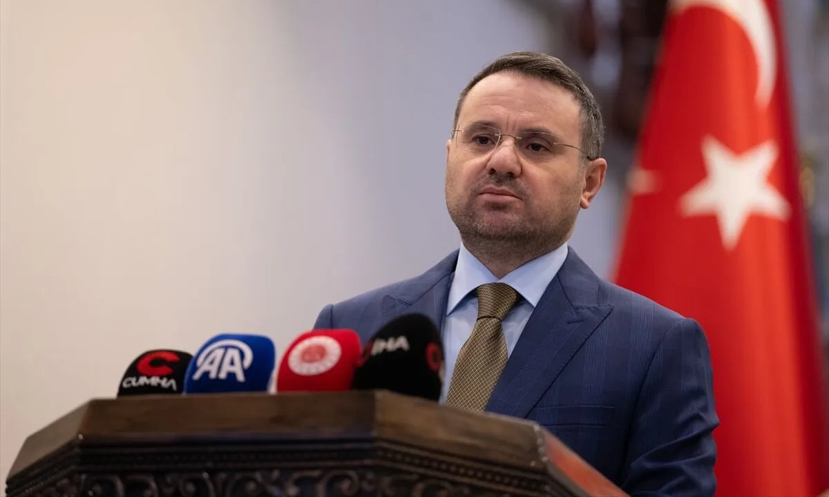 Bakan Gürlek'ten yasa dışı suçlarla mücadelede kararlılık mesajı: Meydanı boş sanmayın, devlet burada