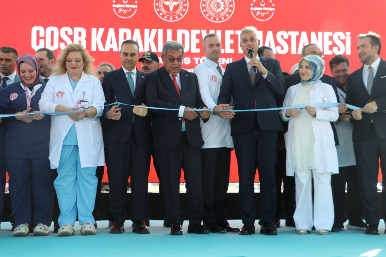 Bir kente 2 hastane birden! Bakan Memişoğlu müjdeyi verdi: İstanbulun yanı başında