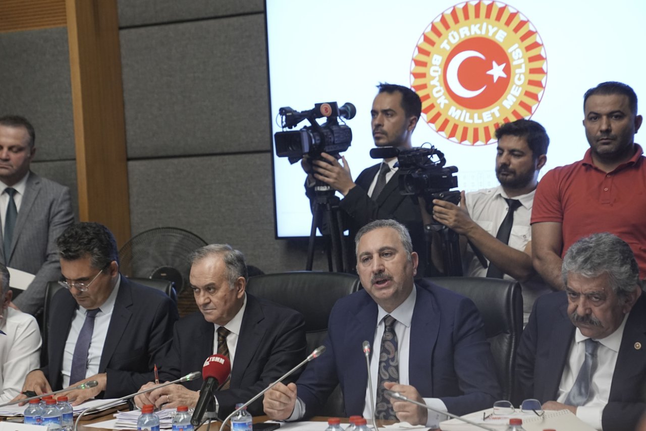 Çerçeve yasa teklifi TBMM Adalet Komisyonunda kabul edildi