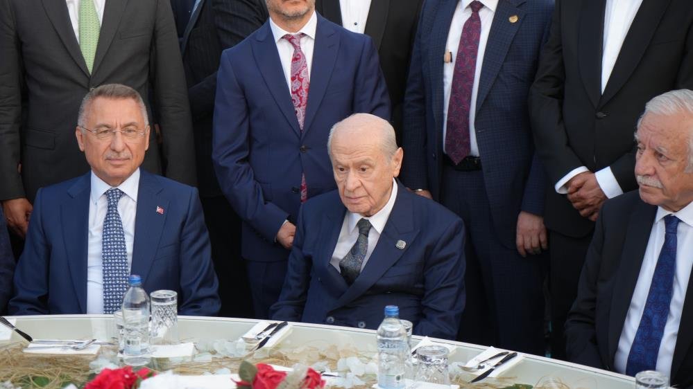 Düğüne 20 bin kişi katıldı! Devlet Bahçeli nikah şahidi oldu