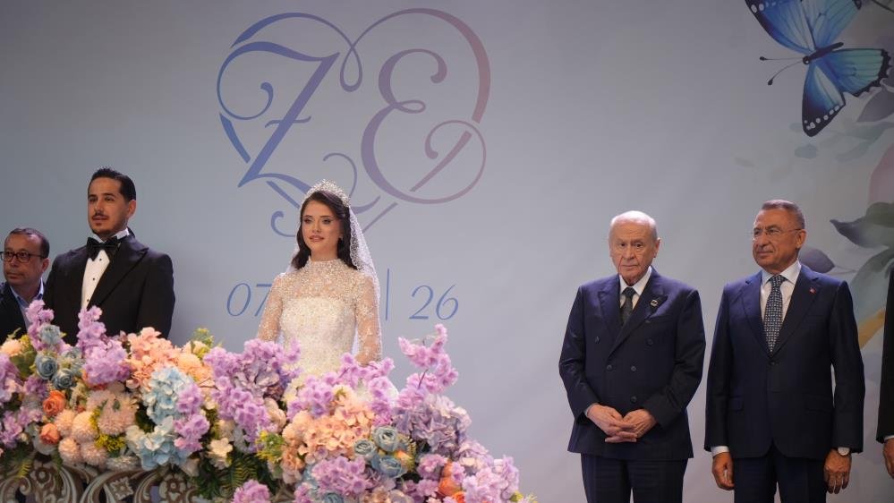 Düğüne 20 bin kişi katıldı! Devlet Bahçeli nikah şahidi oldu