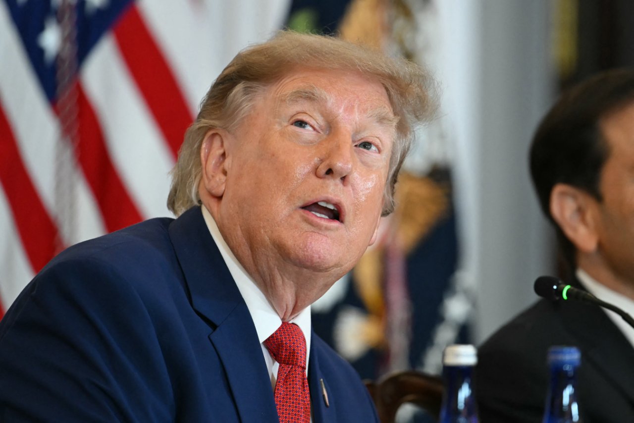 Trumpın uçak bilmecesi çözüldü! Pentagon harekete geçti, kritik isim görevden alındı