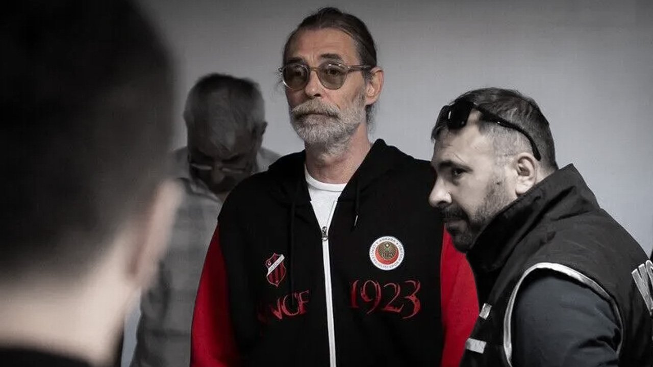 Beşikçioğlu'na sahip çıkmadılar! Yeni Partili isimden sert sözler: Ne oluyor arkadaş?
