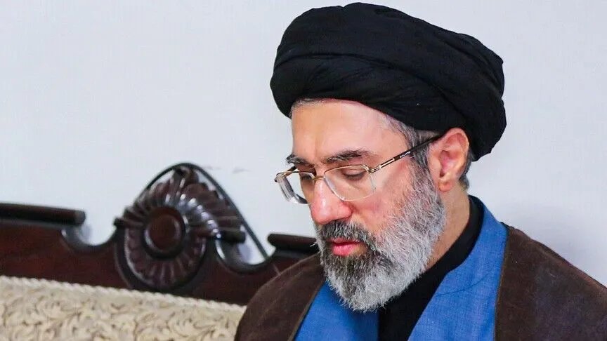 İran lideri Hamaney ile Pezeşkiyan arasında kritik görüşme! Masadaki konular belli oldu