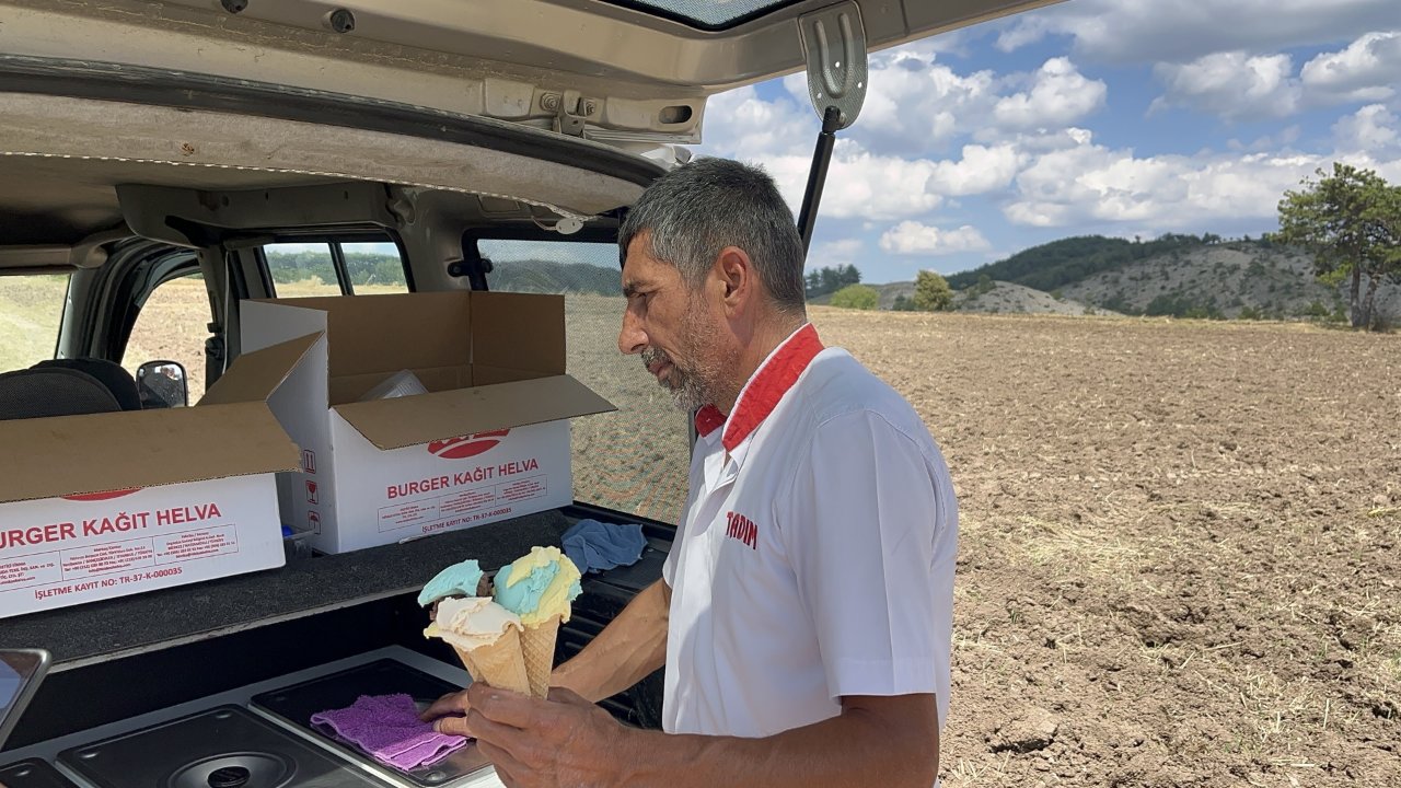 Ne su ne ayran! Kavurucu sıcakta çalışan çiftçilerin gözdesi oldu! Talep çok, köy köy geziyor