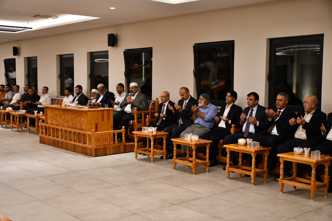 Bakan Mehmet Şimşekin acı günü! Yeğeninin taziyesine katıldı