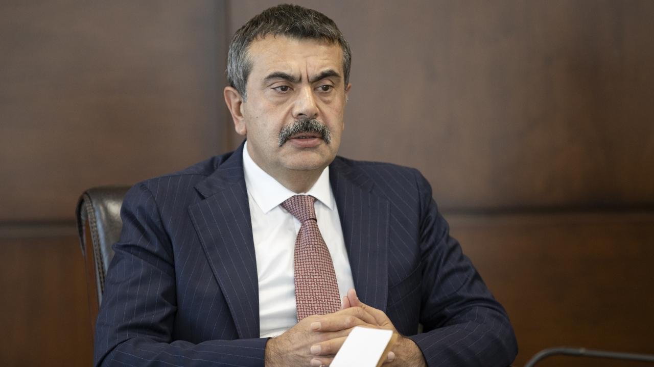 Bakan Tekin, öğretmenlere seslendi: Vatanına aidiyet duyan nesiller istiyoruz