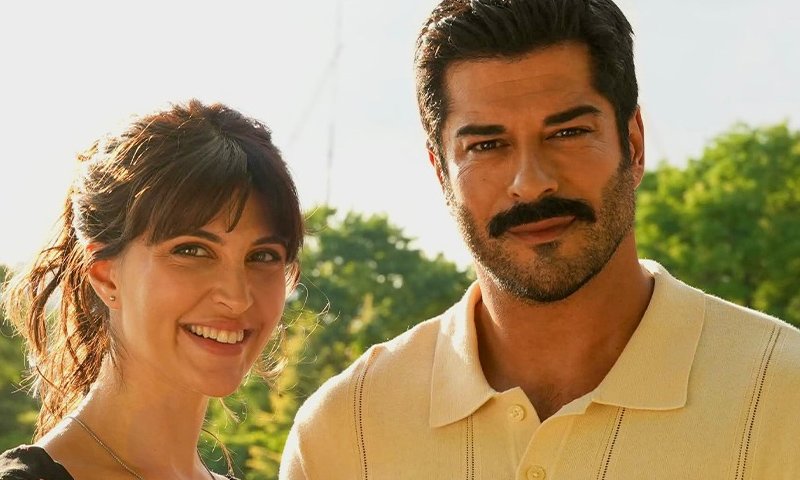 Burak Özçivit partneriyle aynı karede! Güneşin Doğduğu Yer’den yeni kareler geldi