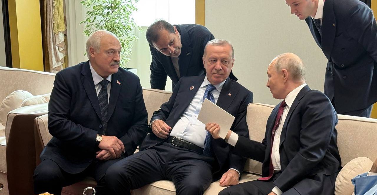 Erdoğan, Putin ve Lukaşenko'dan Bişkek'te sürpriz görüşme! 
