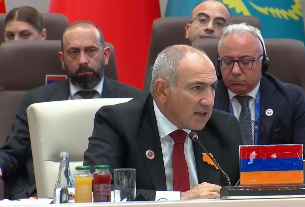 Paşinyandan Bişkekte tarihe geçecek itiraf: Hazardan Akdenize uzanacak yeni hat için Ankara ile çalışıyoruz