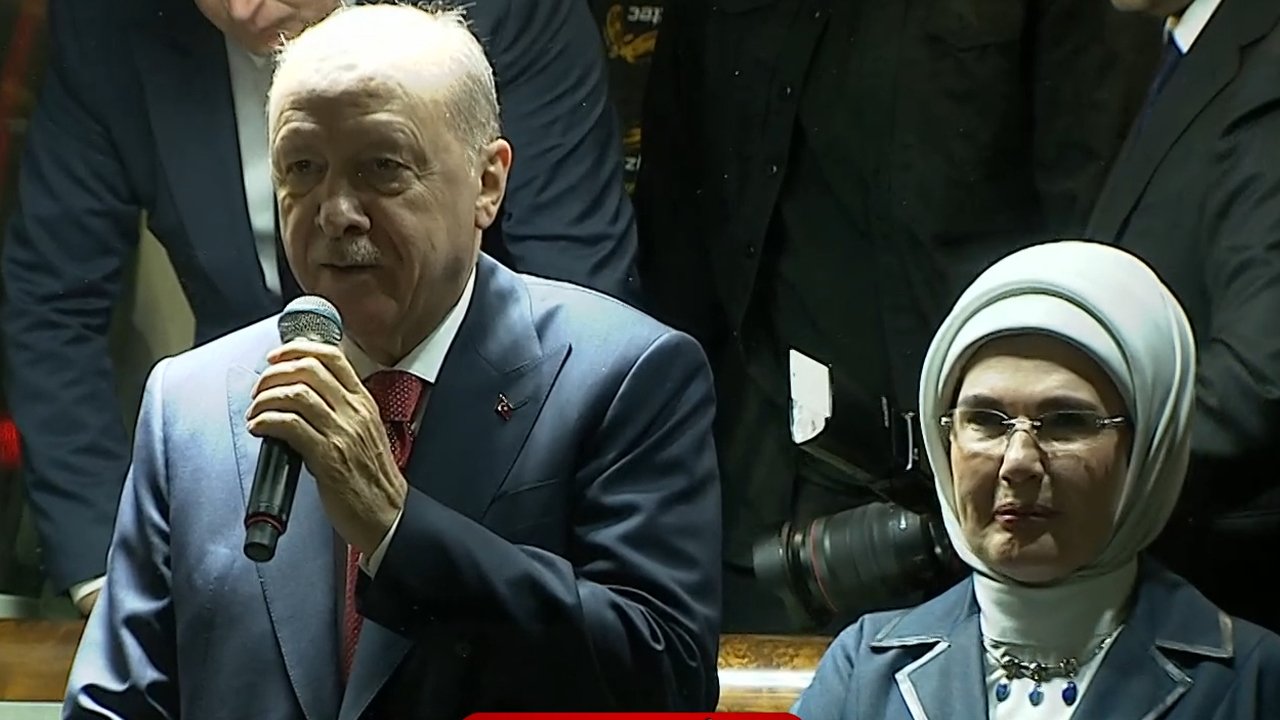 Cumhurbaşkanı Erdoğan, baba ocağı Güneysu'da konuştu: Yaklaşan seçimleri başarıyla atlatacağız