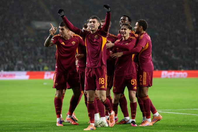 Fenerbahçe-Roma maç kadrosu muhtemel ilk 11ler! Kimler cezalı, kimler sakat?