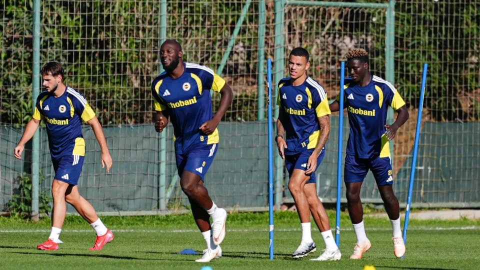 Fenerbahçe-Roma maçı hangi kanalda, şifresiz mi, nerede izlenir? Şampiyonlar Ligi canlı yayın bilgileri