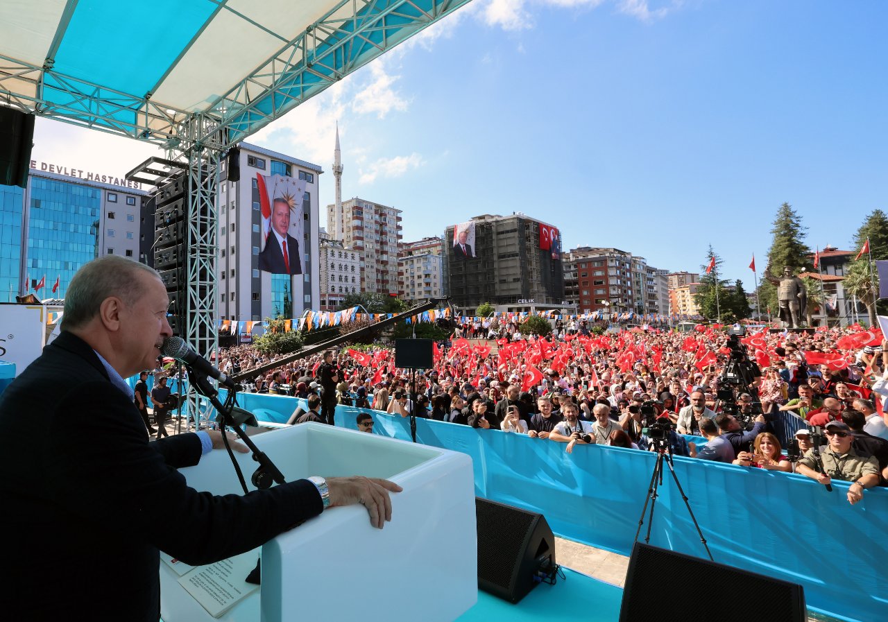 Cumhurbaşkanı Erdoğandan Rizeye peş peşe müjdeler: Sağlık Bakanına talimat verdim