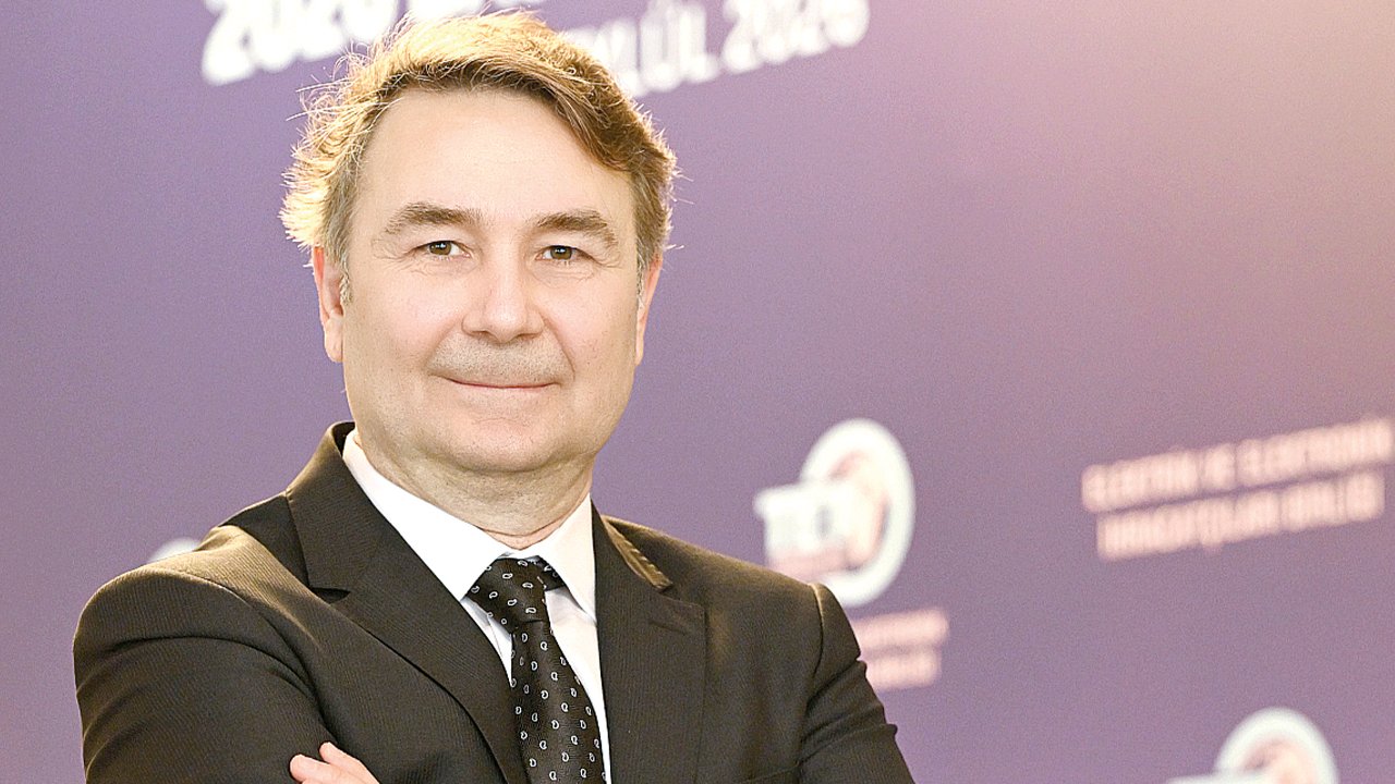 Kriz dinlemedi! Elektrik-elektronikte hedef 20 milyar $’lık ihracat