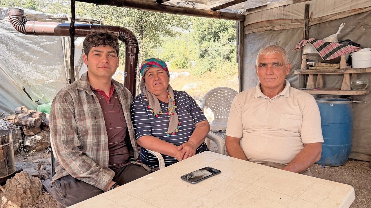 Antalyalı Ahmet, büyük hayalini gerçekleştirdi: Naylon çadırdan Hacettepe Tıpa