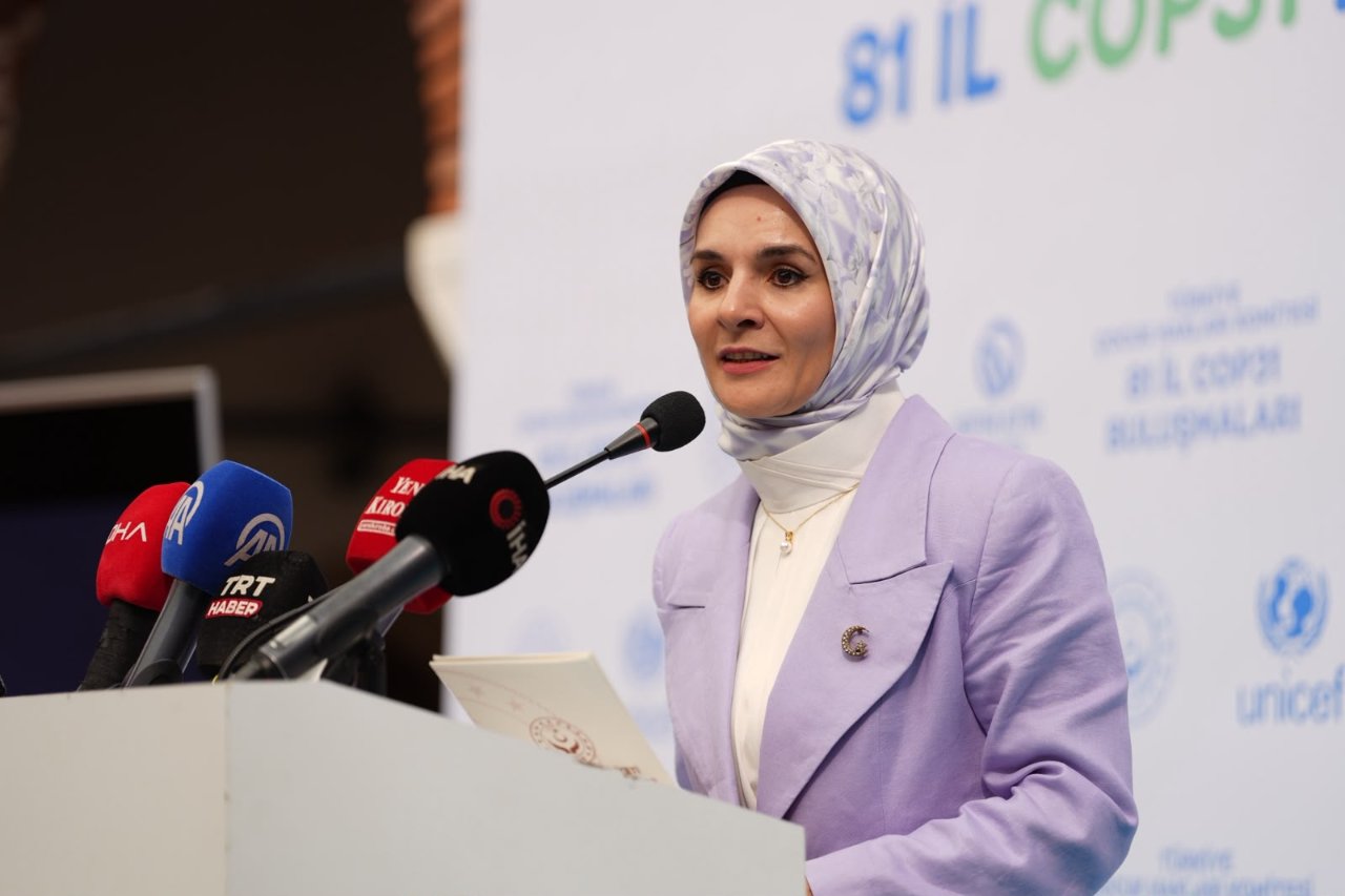 Emine Erdoğanın sıfır atık vizyonuyla çocuklar COP31 yolunda