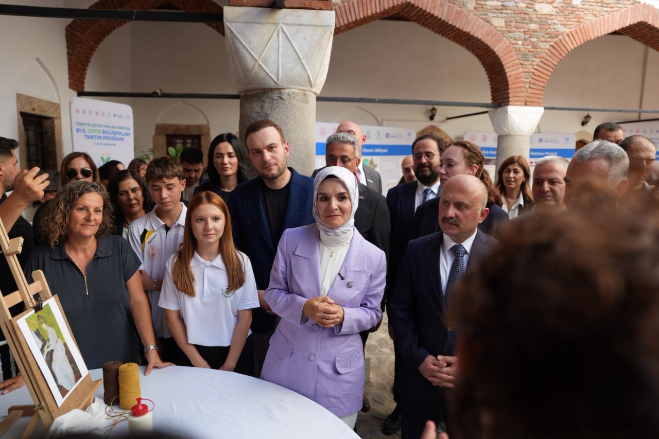 Emine Erdoğanın sıfır atık vizyonuyla çocuklar COP31 yolunda