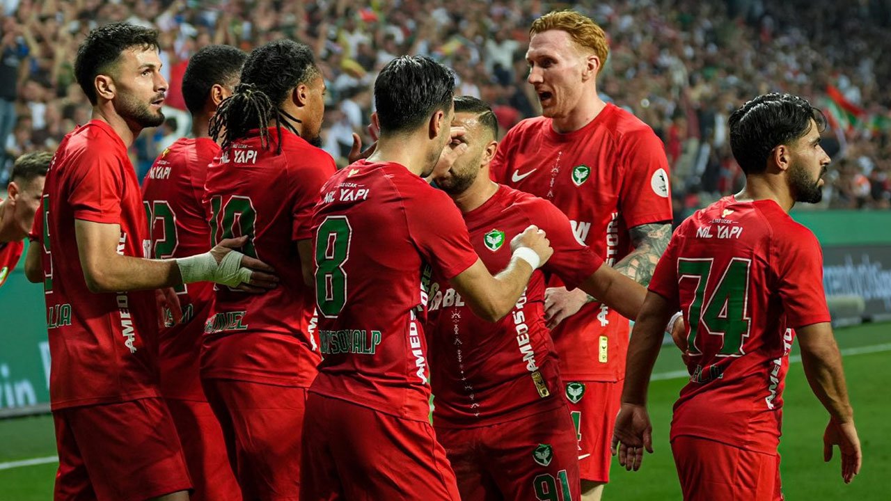 Gift Orban hat-trick yaptı, Amedspor 5 golle kazandı!