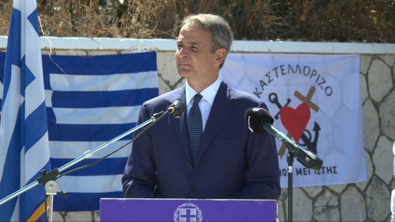 Meis'ten Türkiye'ye mesaj verdi! Miçotakis'i 
