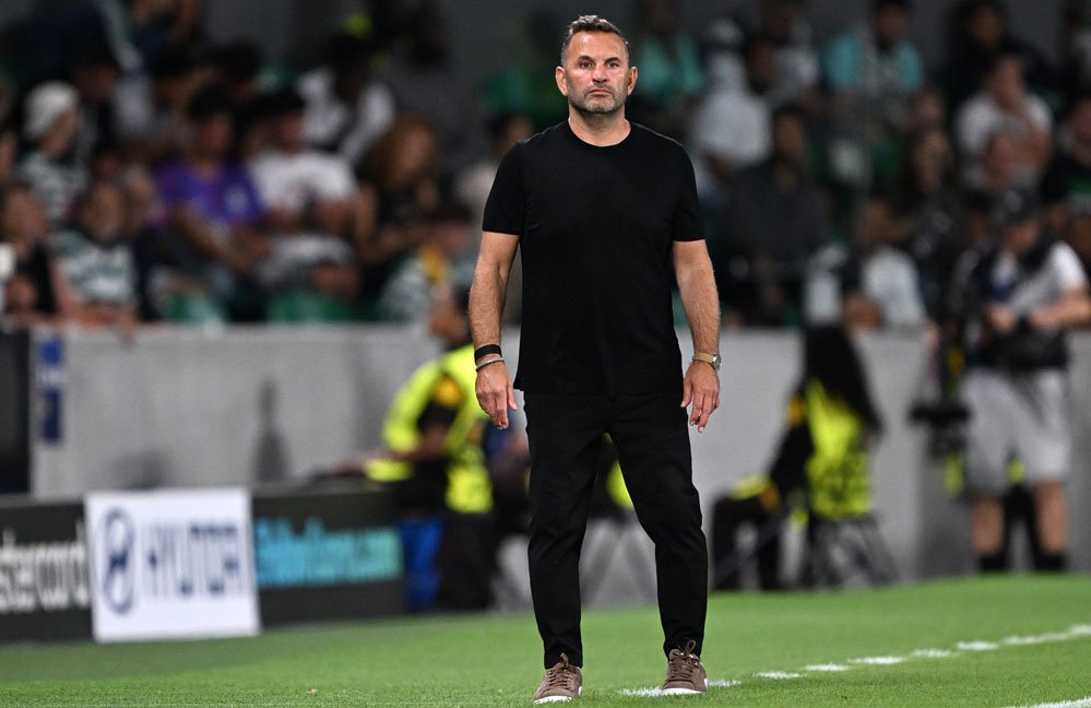 Okan Buruk