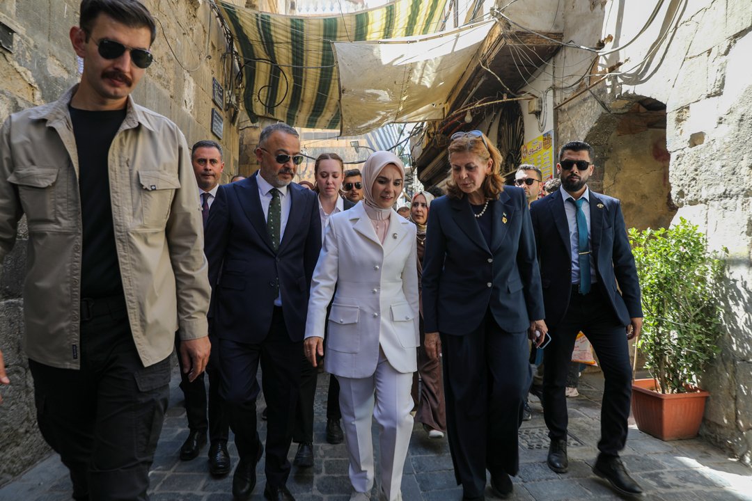 Aile Bakanı Mahinur Özdemir Göktaştan çarpıcı açıklamalar: Sosyal medyaya da dijital oyuna da yeni yönetmelik