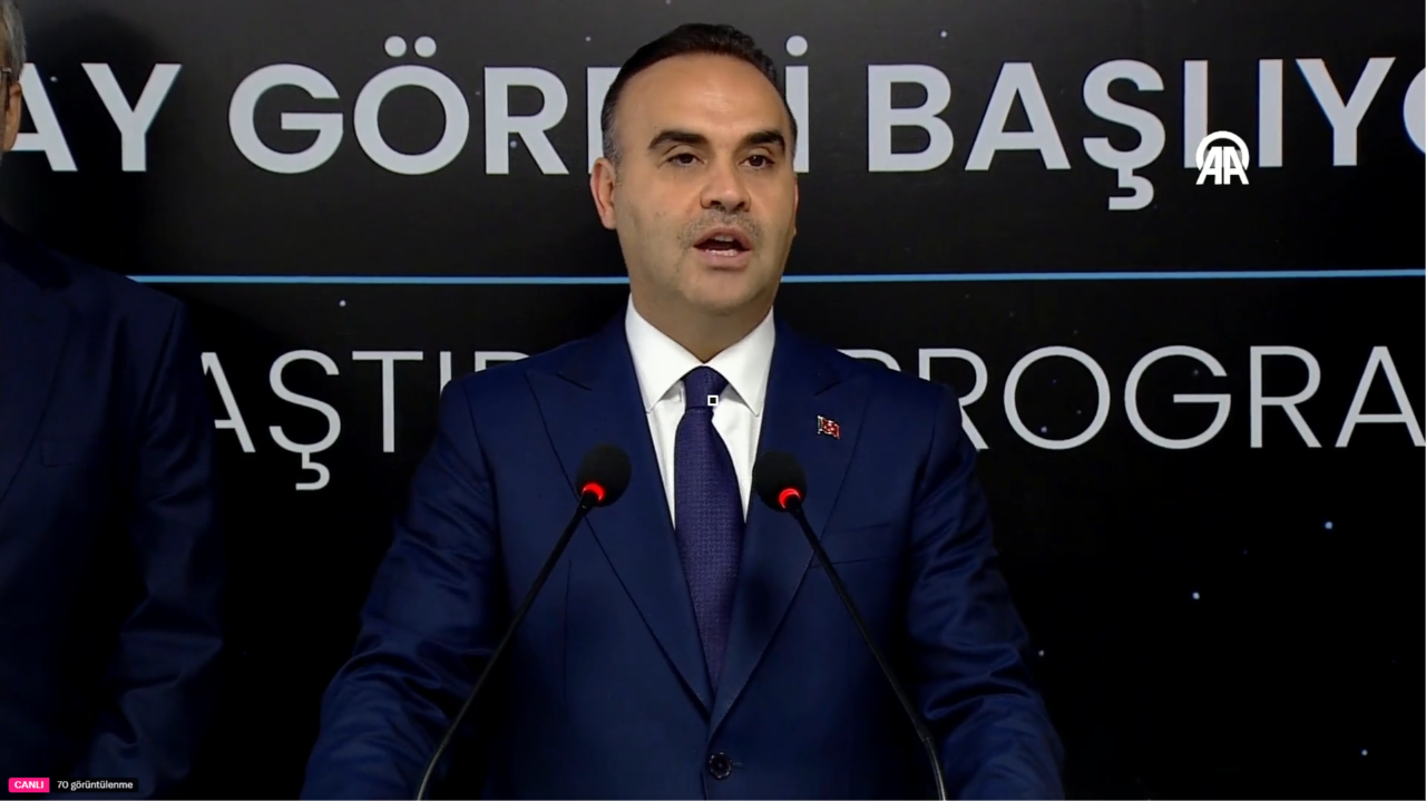 Sanayi ve Teknoloji Bakanı Mehmet Fatih Kacır: İlk ay aracını 2027'de fırlatacağız