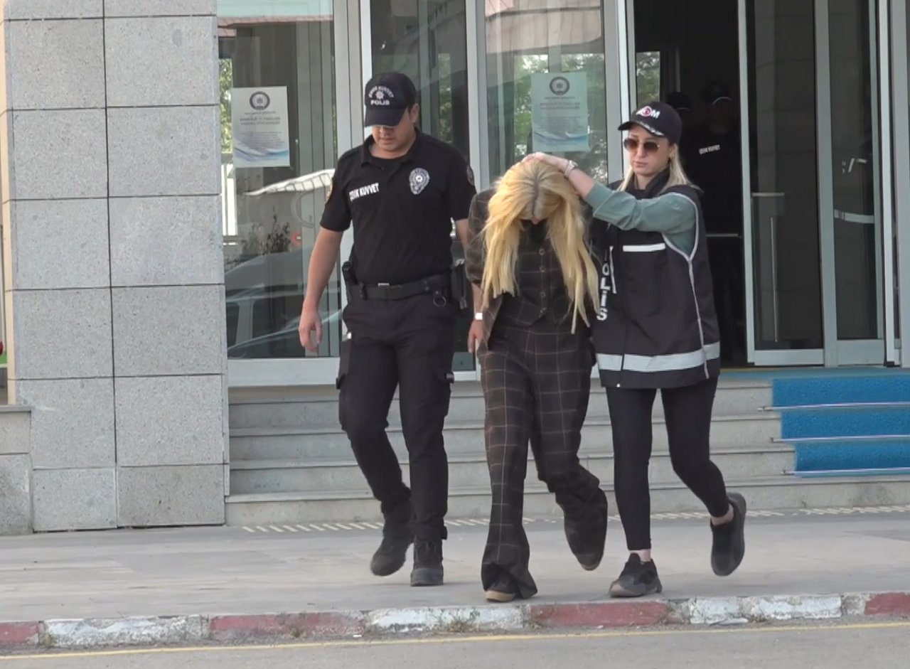 Vanlı Kara Haydar ın eşi Çağla Öz adliyeye sevk edildi! Şal detayına dikkat