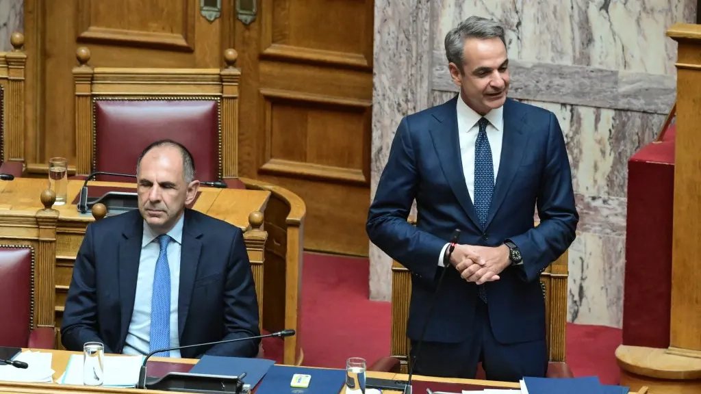 Yunan basını Miçotakise isyan etti!  Türkiye ile rekabet edemeyiz, ne paramız var ne insan kaynağımız