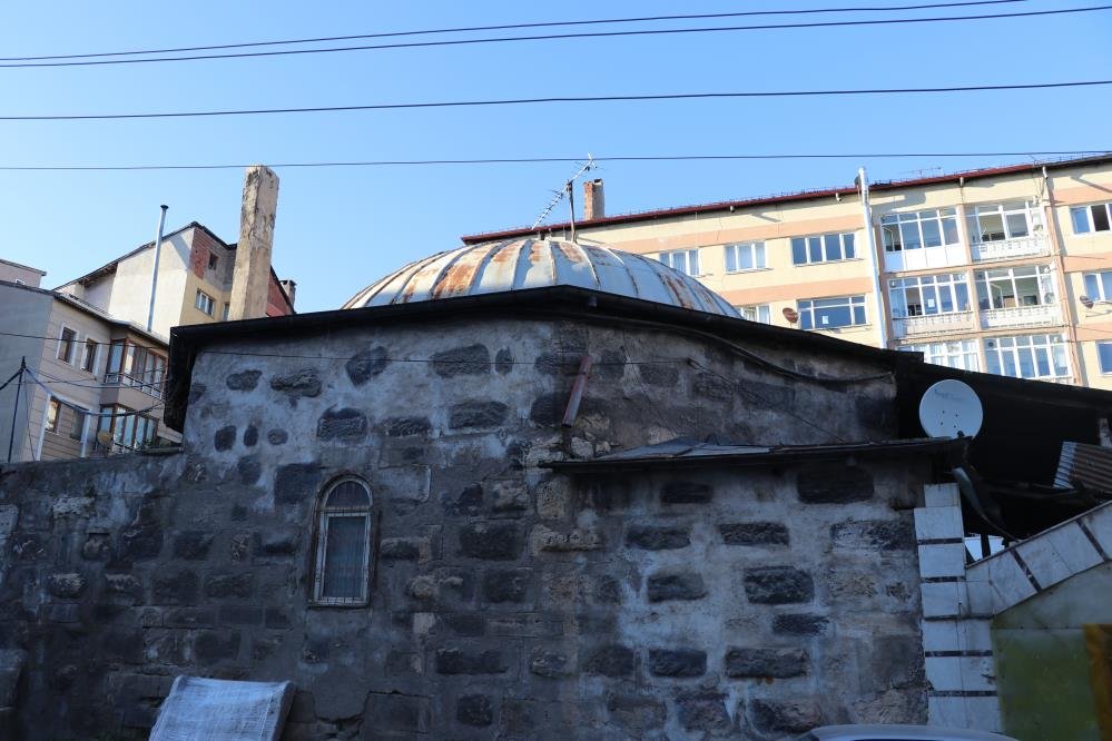 17. yüzyılda inşa edilmişti! Tarihi hamam 10 yılda çürümeye terk edildi
