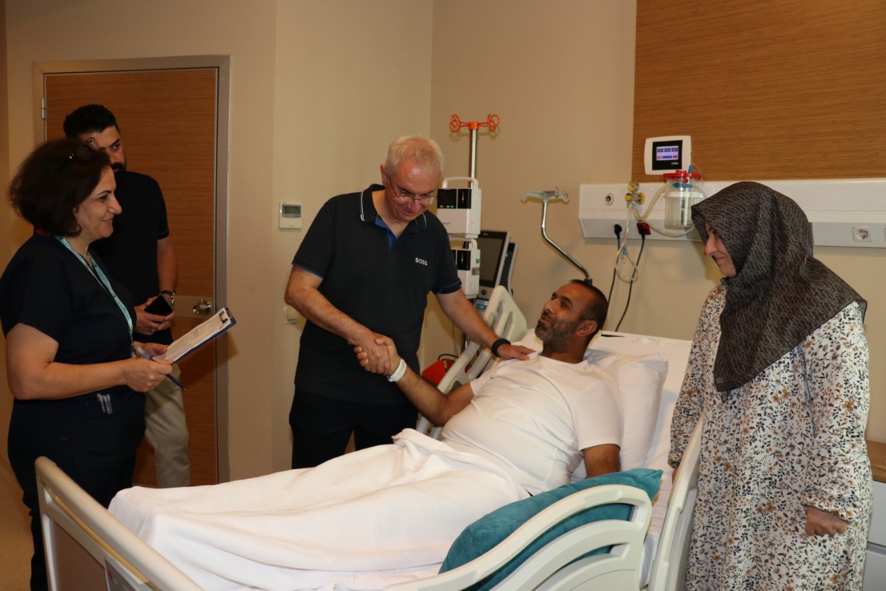 Ayaklarındaki şişkinlik alarm verdi, hastalığı ortaya çıktı! Eşinin kararı hayatını değiştirdi