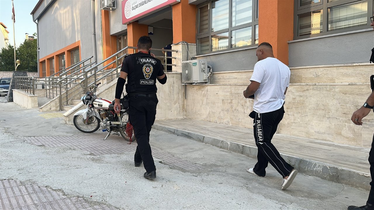 Ehliyet sınavından çıktı, polis kapıda bekliyordu! 390 bin TL ceza yedi
