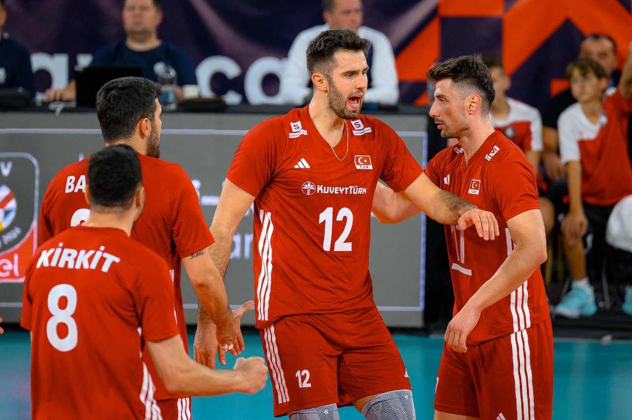 Erkekler voleybol maçı ne zaman? Türkiye-Letonya maçı yayın bilgileri