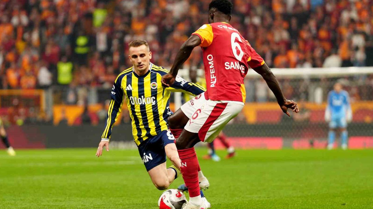 Galatasaray-Fenerbahçe derbisi tarihi açıklandı