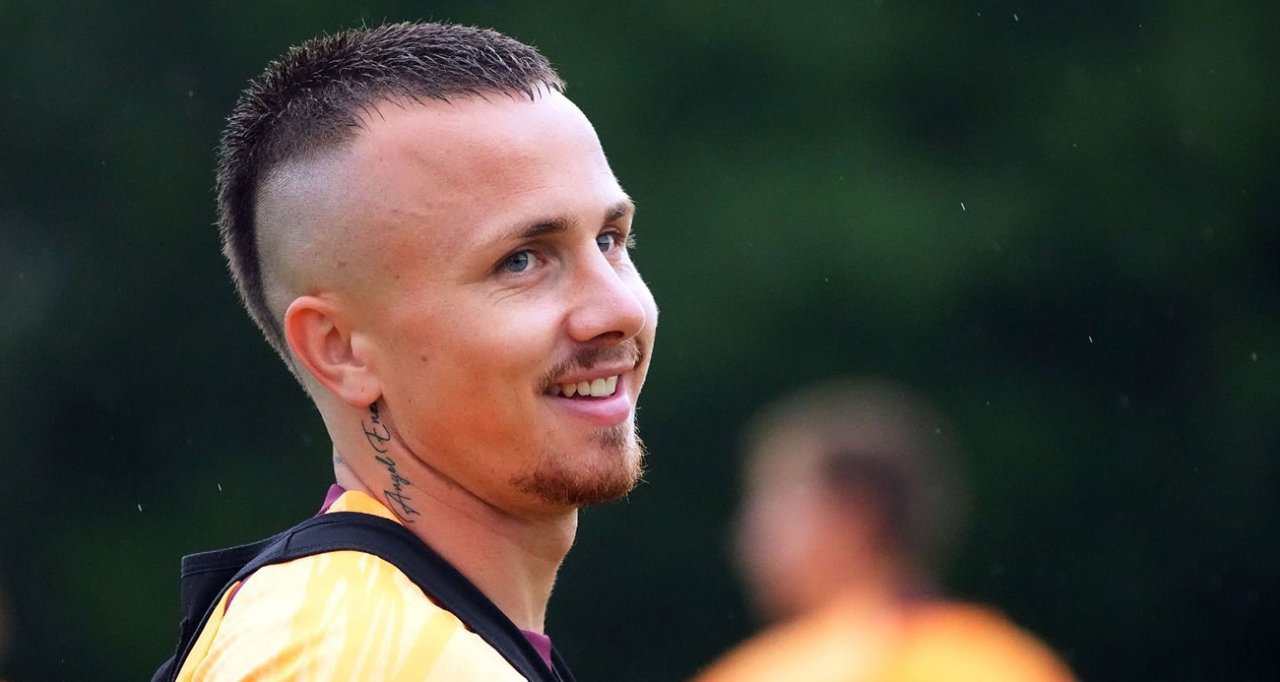 Angelino, Galatasaray'ın sözleşmeli futbolcusu olarak 200 gün geçirdi.