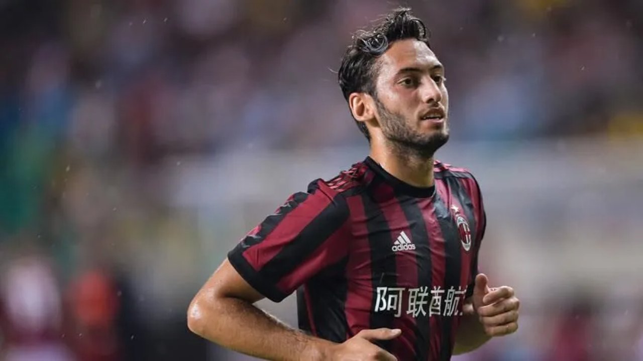 Hakan Çalhanoğlu'ndan kötü haber! Milli maçları kaçıracak