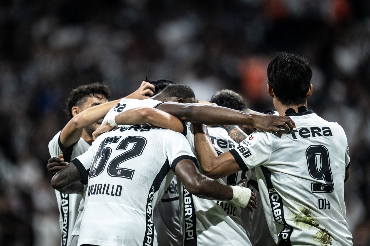 Beşiktaş, son maçında Erzurumspor FK'yi 3-0 mağlup etti.