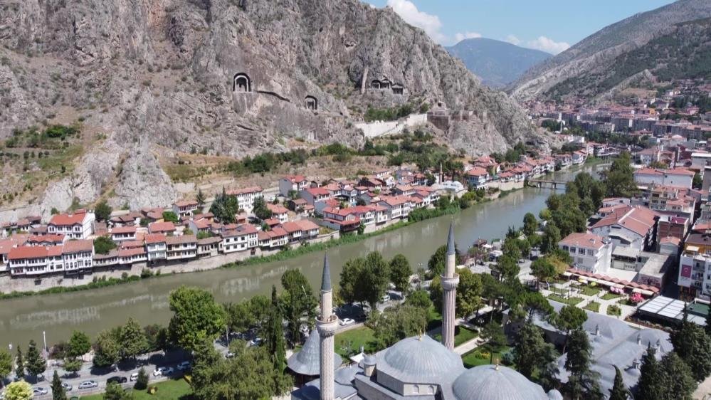 Su şehrinde suya büyük zam! 1 TLden satılıyordu, şimdi fiyatı elektrik ve doğal gazı geçti