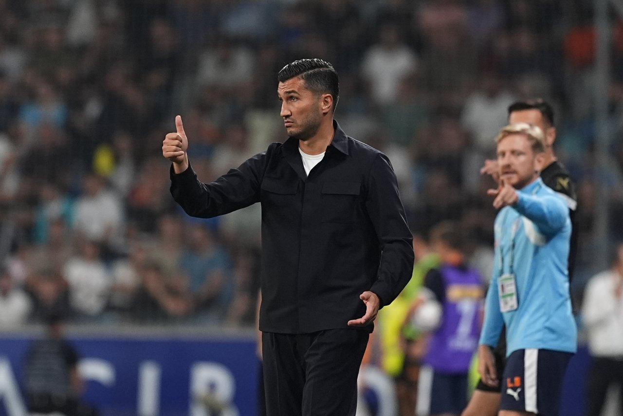 Başakşehir, Süper Lig'de 5 maç sonunda topladığı 4 puanla 13'üncü sırada yer alıyor.