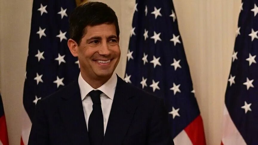 Fed faizi artırdı, Warsh’ın mesajında enflasyon öne çıktı