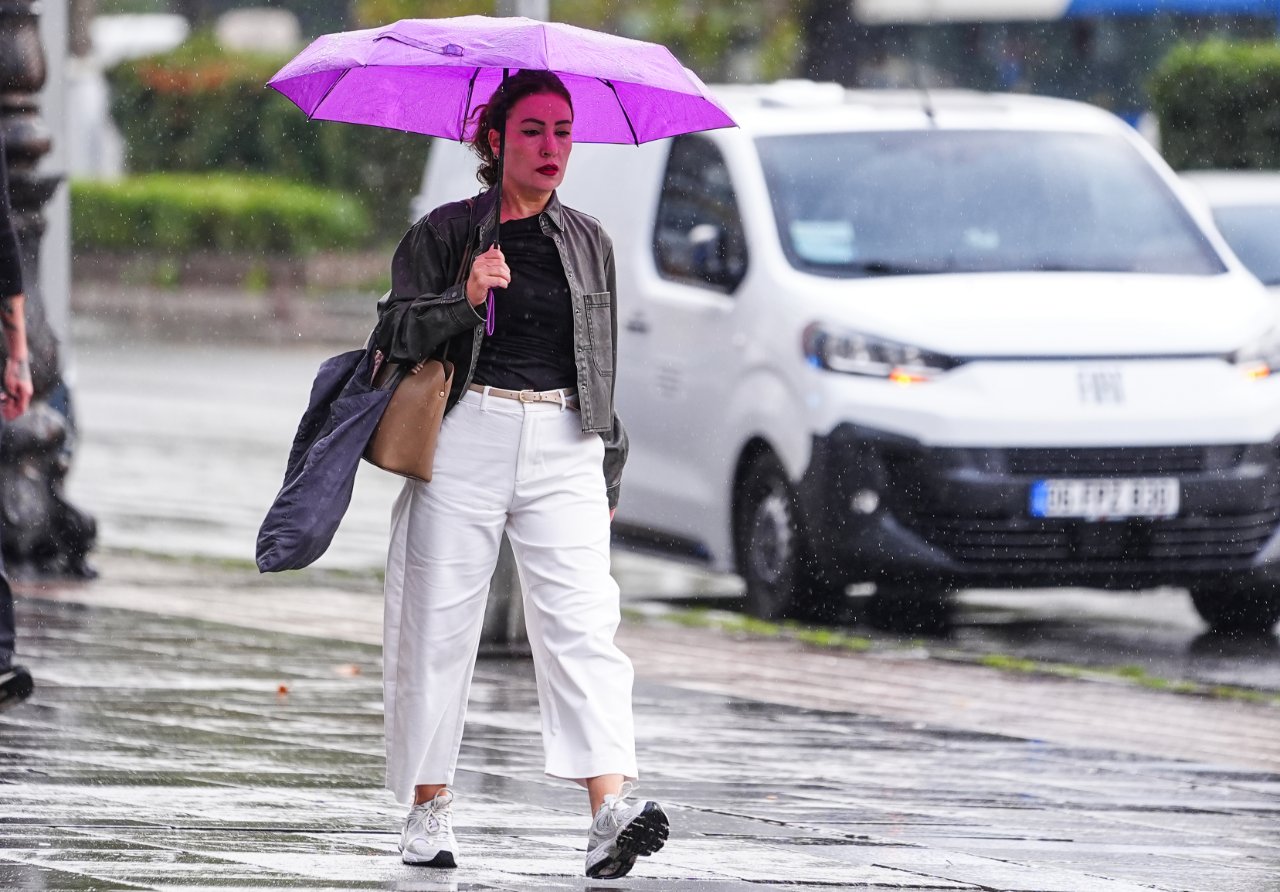 İstanbul için tarih verildi! Sağanak kaç gün sürecek? Adil Tek merak edilen soruyu cevapladı