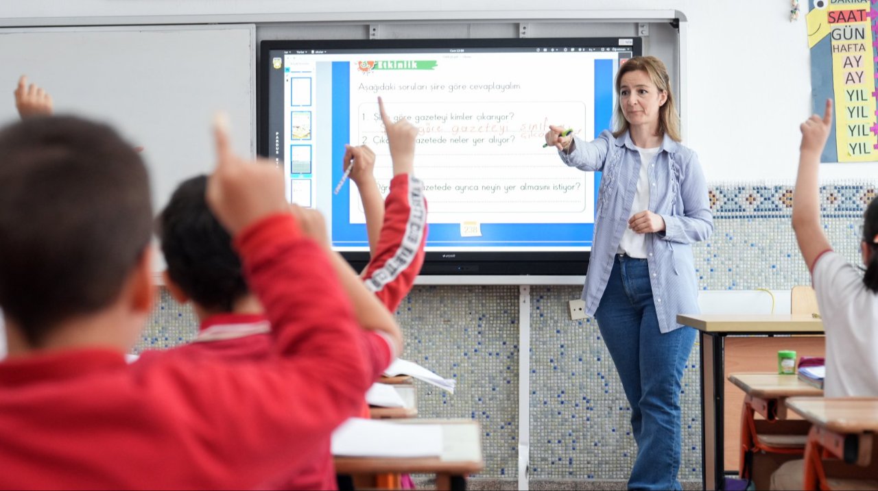 Şubat tatili ne zaman 2027? MEB yarıyıl ve ara tatil tarihleri
