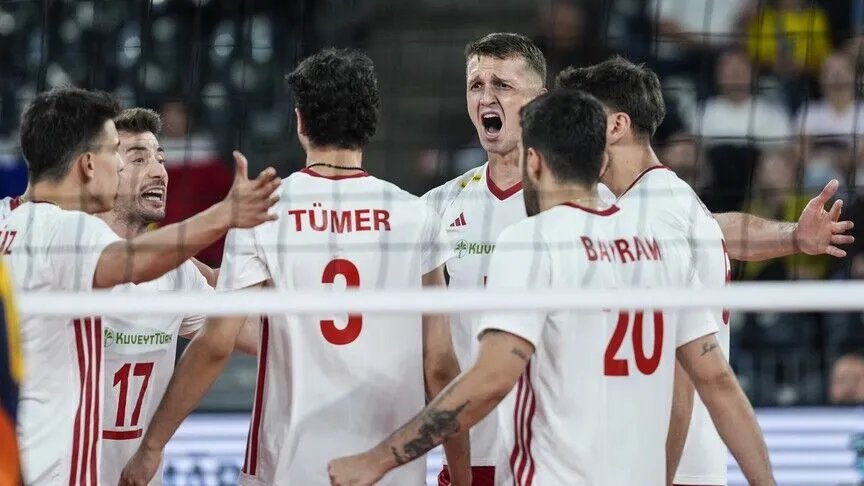 Türkiye-Letonya voleybol maçı hangi kanalda, nereden izlenir? Filenin Efeleri maçı yayın bilgileri