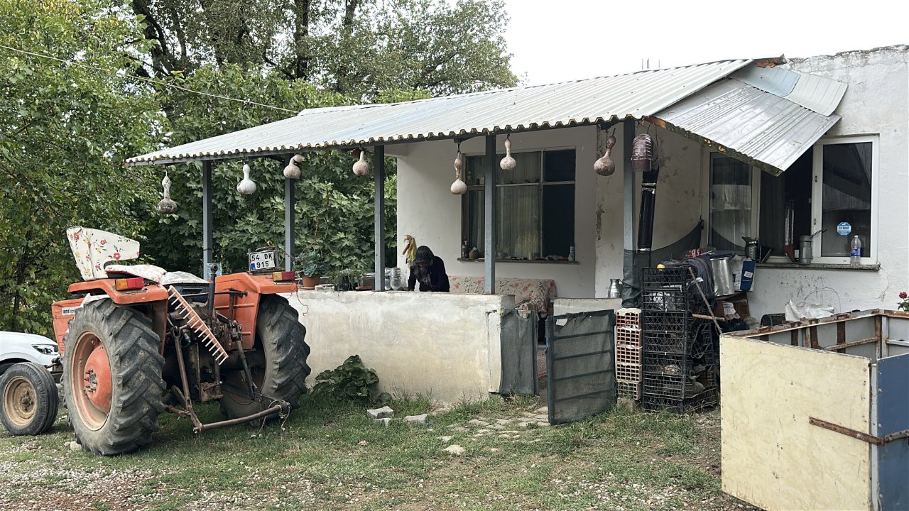 Üç kızını da evlatlıktan reddetmek istiyor: Anlattıkları şaşkına çevirdi! “İyi ki beni öldürmediler”