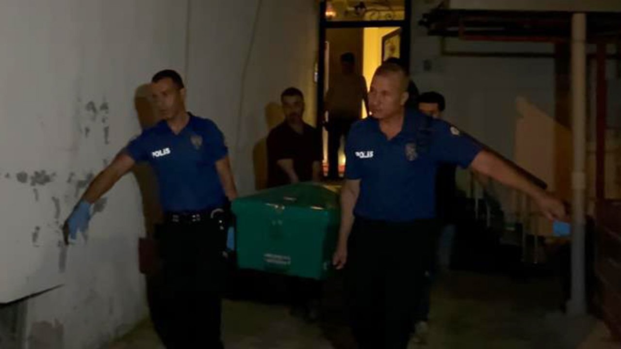 Adana’da emekli uzman çavuş dehşet saçtı! Boşandığı eşini ve oğlunu vurup intihar etti